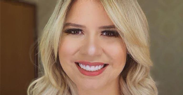 Marília Mendonça surge de novo visual e look vermelho em volta aos palcos