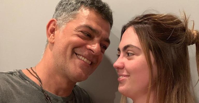 Eduardo Moscovis faz declaração emocionante no aniversário da filha: ”Você mora no meu coração”