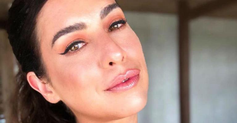 Fernanda Paes Leme diverte os seguidores ao posar com roupas de academia e brinca: ”Oremos”