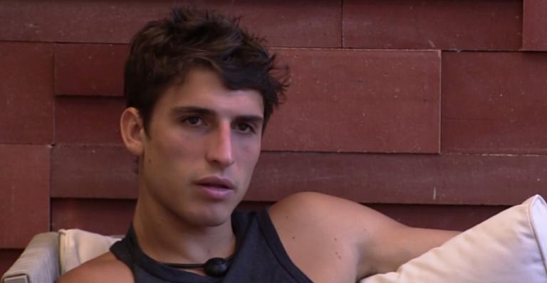 BBB20: Felipe sobre Daniel: ”Não toma voto porque ele está ficando com a Marcela”