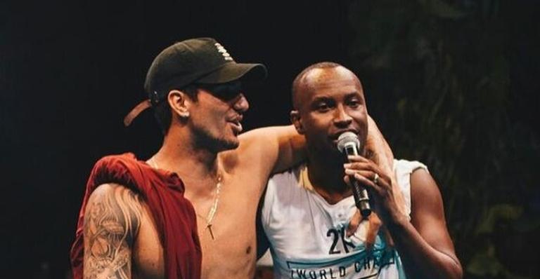 Gabriel Medina comemora vida do amigo, Thiaguinho: ”Sou fã demais”