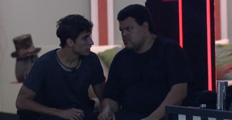 BBB 20: Babu chama Daniel de ‘viadinho’ e web desaprova atitude do brother: ”Fora Babu!”