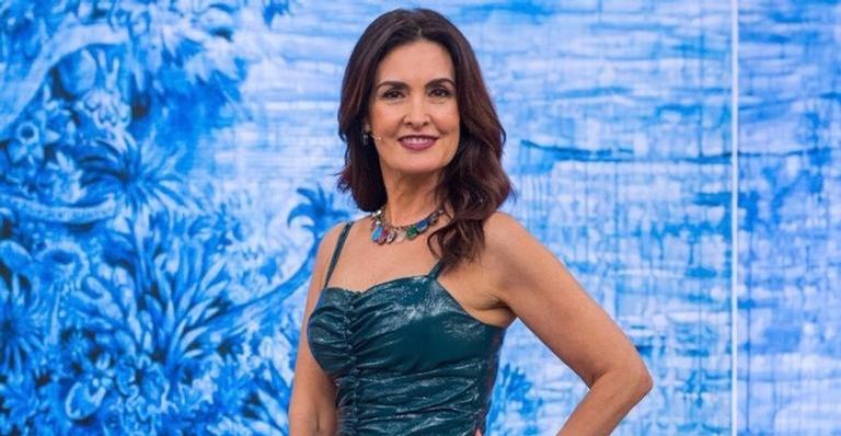 Fátima Bernardes aposta em looks justinhos e boa forma se destaca!
