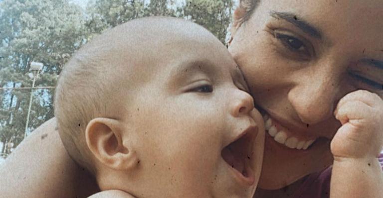 Camilla Camargo derrete o coração dos fãs ao compartilhar vídeo do filho ao som de ‘Baby Shark’