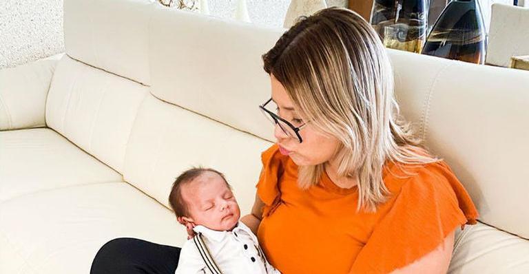 Marília Mendonça explode o fofurômetro ao publicar vídeo do filho, Léo, se divertindo com a avó