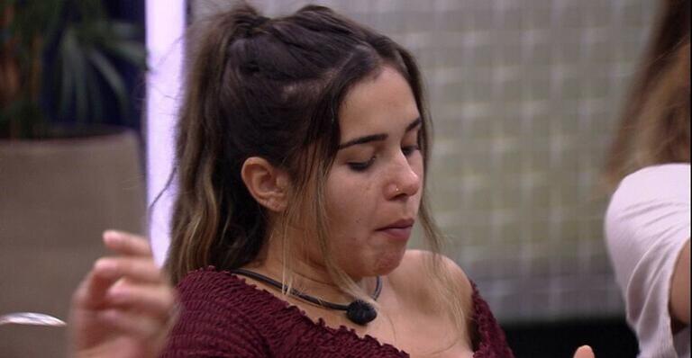 BBB20: Gizelly diz que daria Monstro para Gabi e dispara: ”Quer se fazer de sonsa?”