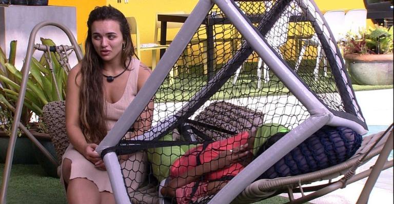 BBB20: Após Thelma se sentir excluída por alguns participantes, Rafa diz: ”Você não está sozinha”
