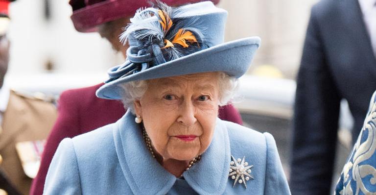 Rainha Elizabeth abandona Palácio por receio do coronavírus