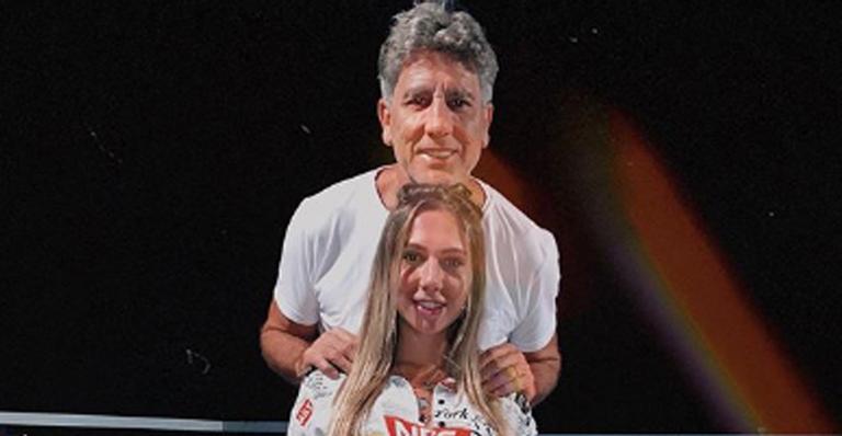 Carol Portaluppi, filha de Renato Gaúcho, exibe corpão em dia de praia e fala sobre quarentena