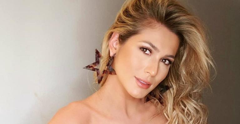 Lívia Andrade surge em momento inusitado durante Fofocalizando: ”Trio parada dura”
