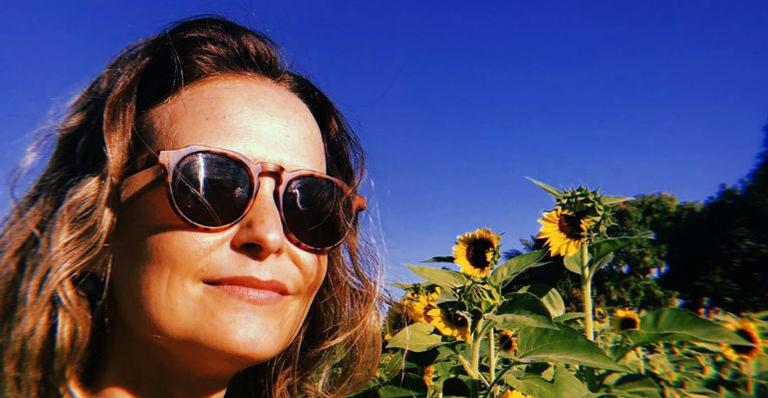 Fernanda Rodrigues compartilha clique meditando e desabafa: ”Não está fácil manter a calma”
