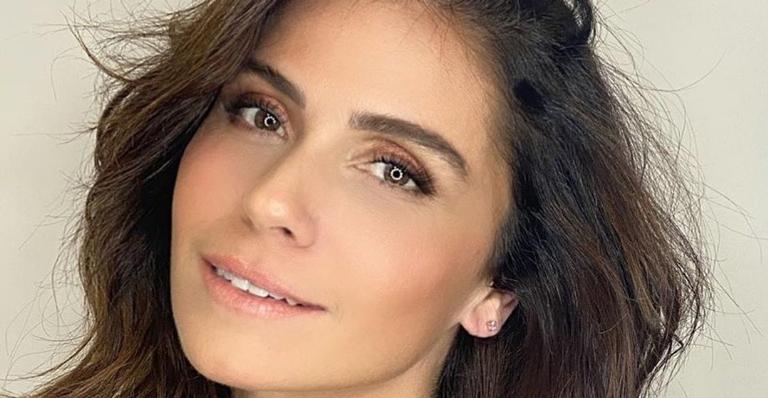 Giovanna Antonelli opta por não assoprar vela em seu aniversário: ”Nesses tempos, nem pensar”