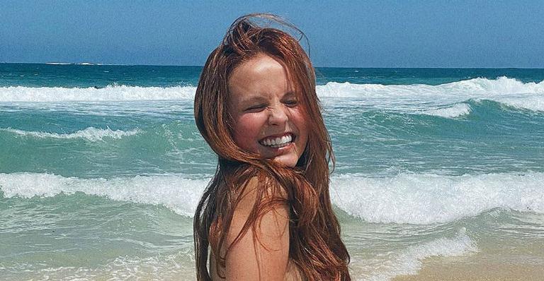 Em clima de nostalgia, Larissa Manoela usa as redes sociais para relembrar viagem para Nova York