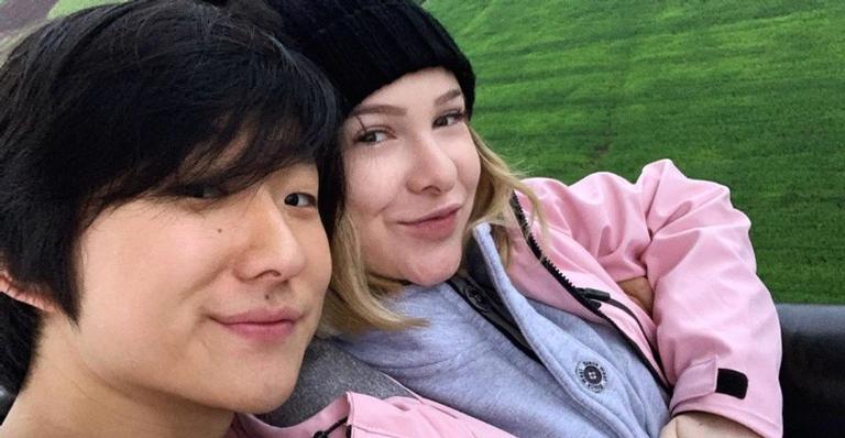 Sammy revela que Pyong sonhou com Daniel e acordou gritando: ”Acordou o Jake”