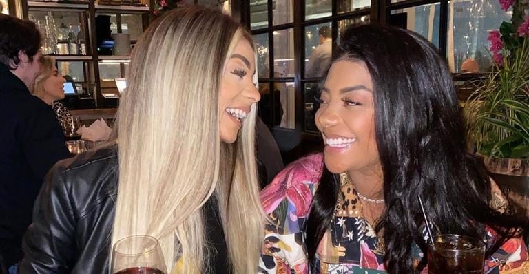 Na quarentena, Ludmilla e Brunna Gonçalves fazem dia de beleza juntas