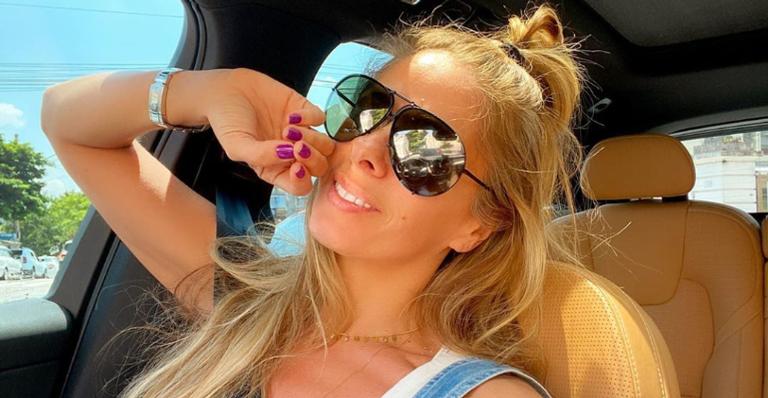 Em quarentena, Adriane Galisteu interage com os fãs na web