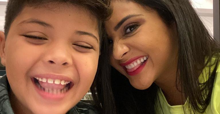 Mileide Mihaile curte o dia ao lado do filho, Yhudy: ”Te amo tanto que nem sei”