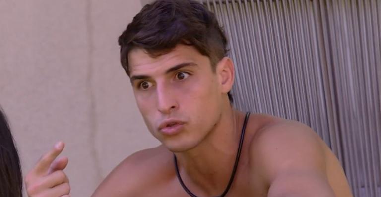 BBB 20: Prior conversa com Flay sobre Mari e dispara: ”Ela virou o Victor Hugo aqui dentro”