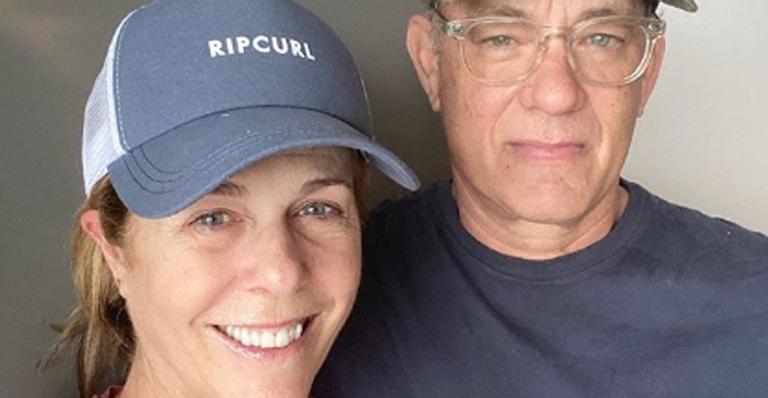 Tom Hanks e Rita Wilson falam sobre coronavírus: ”Passará”