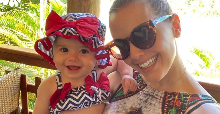 Thaeme Mariôto exibe filha brincando em piscina de bolinha e explode o fofurômetro na web