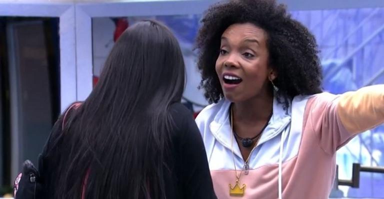 BBB20: Durante discussão, Thelma dispara para Flayslane: ”Interesseira, age por conveniência”