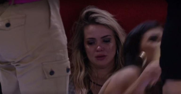 BBB20: Após eliminação de Daniel, Marcela chora e lamenta: ”Melhor pessoa que eu já vi”