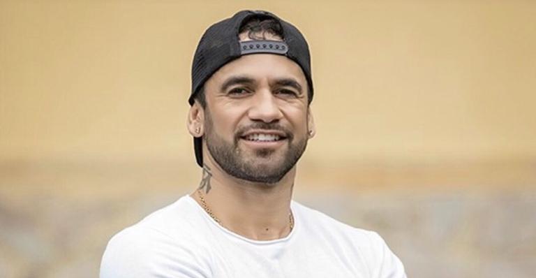 Ex-BBB Hadson Nery comenta sobre nude vazado: ”Não adianta tentarem me derrubar”