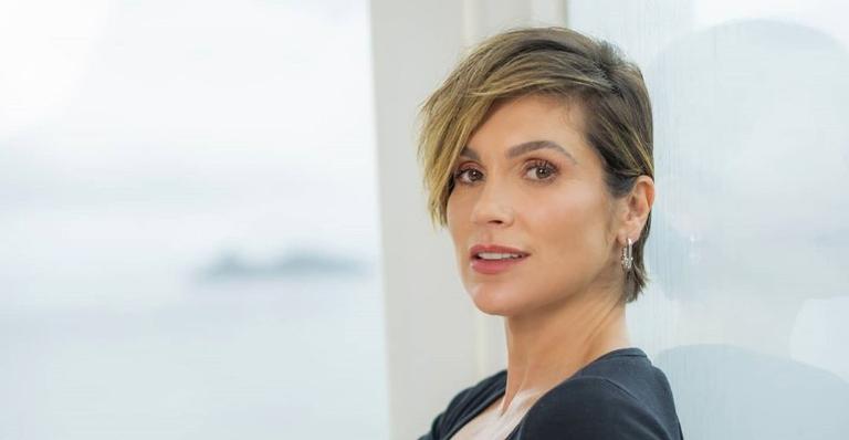 Flávia Alessandra aproveita quarentena para relembrar clique antigo: ”A gente supera tanta coisa”