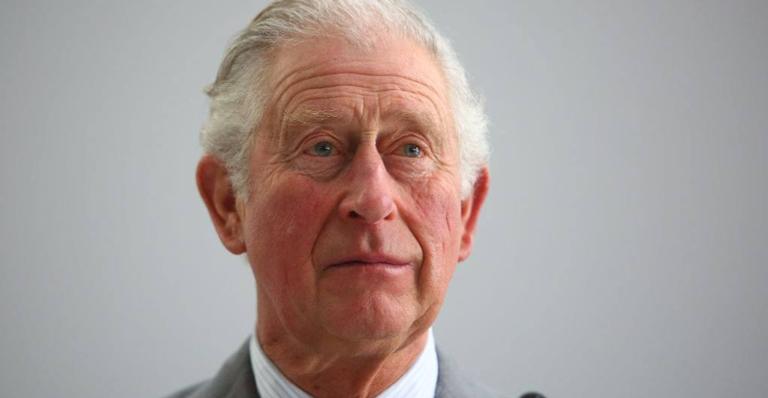 Isolamento da família real sofre mudanças após príncipe Charles ser diagnosticado com coronavírus