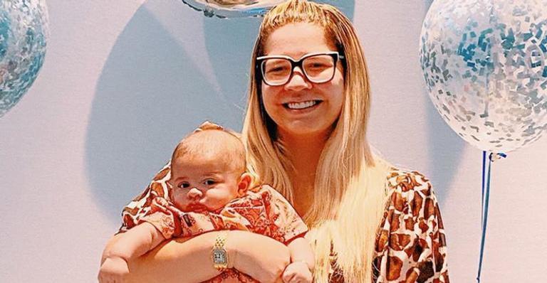 Marília Mendonça explode o fofurômetro ao surgir com o filho, Léo: ”Eu que lute”