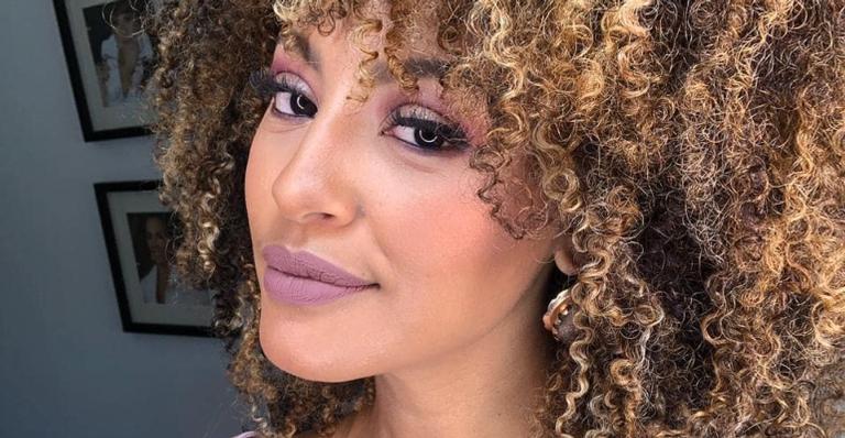Sheron Menezzes relembra gravações de ”Novo Mundo” e celebra nova transmissão da novela