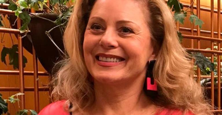 Vera Fischer relembra novela antiga e homenageia elenco: ”Saudades dos que já se foram”