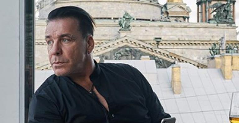 Vocalista dos Rammstein é internado após ser diagnosticado com coronavírus