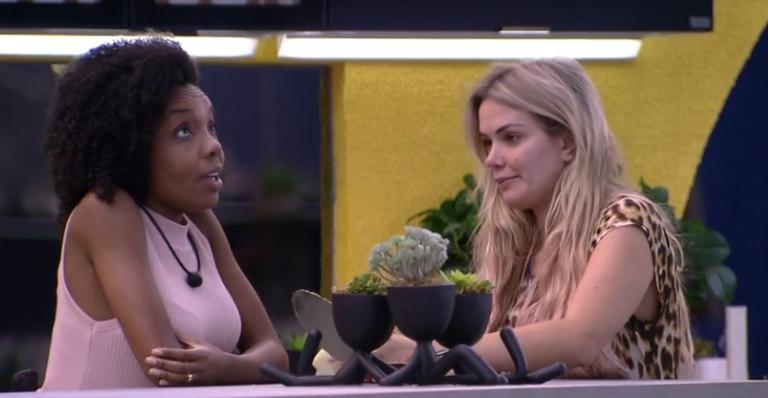 BBB 20: Ao conversar com Marcela, Thelma relata papo com Babu e Prior: ”É tudo viagem”