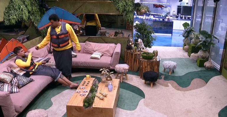 BBB 20: Após nova discussão, Prior e Babu restabelecem a paz: ”Queria te proteger”