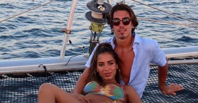 Gabriel David se declara para Anitta em clique romântico: ”Que prazer estar ao seu lado”