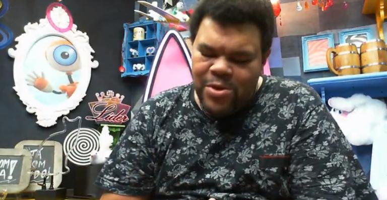 BBB 20: Babu cai no choro ao falar sobre Prior no ‘Raio-X’: ”Se eu ganhar, eu pago o chopp”