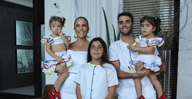 Ivete Sangalo diverte seus seguidores ao compartilhar mensagem importante sobre o novo coronavírus