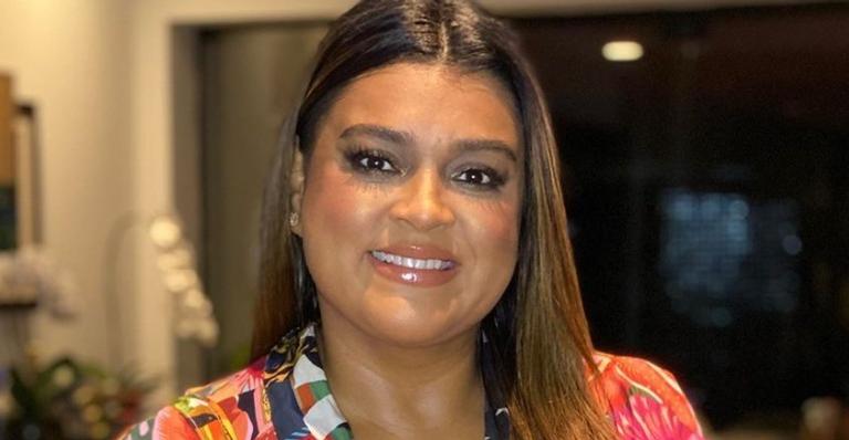 Preta Gil reflete sobre assumir cabelos brancos: ”Estou gostando deles e de me sentir livre”