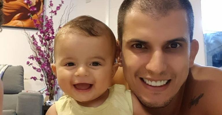 Felipe Sertanejo faz festinha para celebrar sete meses do filho: ”Sem convidados, mas muito amor”