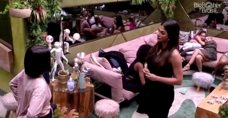 BBB 20: Web detona postura de Manu após tentativa de conversa de Mari: ”Extremamente arrogante!”