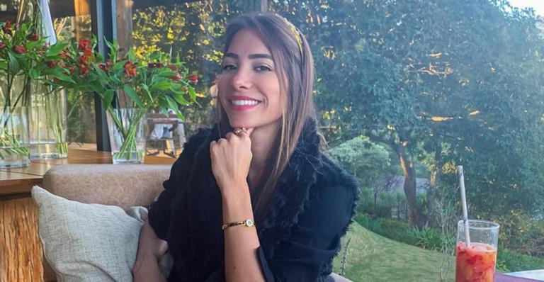 Romana Novais revela segredinho para colocar Ravi para dormir: ”Ele ama o barulho do secador”