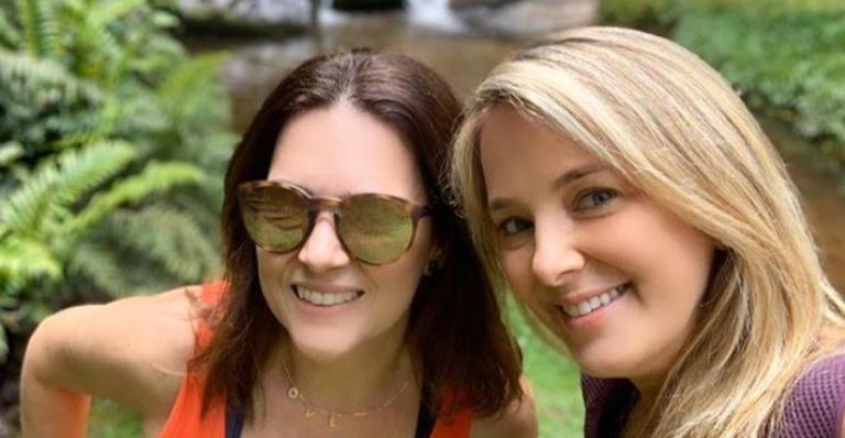 Ticiane Pinheiro celebra aniversário da cunhada, Isabella Tralli: ”Te amo”