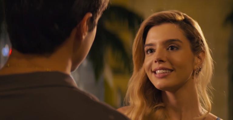 Netflix lança trailer do filme ‘Ricos de Amor’, estrelado por Giovanna Lancellotti e Danilo Mesquita