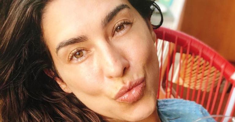 Curada do coronavírus, Fernanda Paes Leme pinta o cabelo em casa para evitar contato
