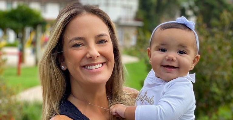 Filha de Ticiane Pinheiro ganha bolo especial para comemorar seus 9 meses