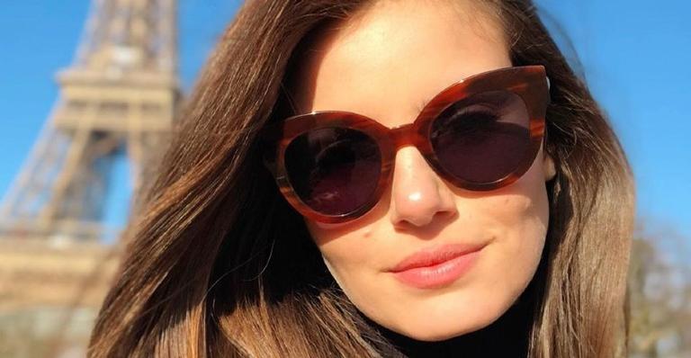 Camila Queiroz usa as redes para homenagear os profissionais que estão combatendo o coronavírus