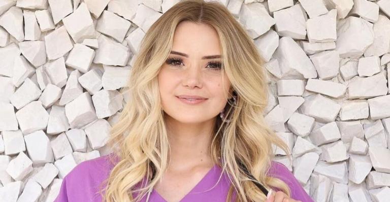 Marcela comemora o dia do Obstetra e relembra último plantão antes do BBB: ”Madrugada agitada”