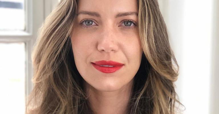 Nathalia Dill faz homenagem carinhosa para Moraes Moreira: ”Ídolo da minha adolescência”