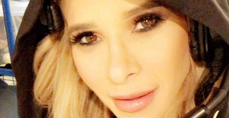 Dany Bananinha comemora duas semanas da filha, Lara, com foto fofíssima: ”Trouxe mais amor e luz”